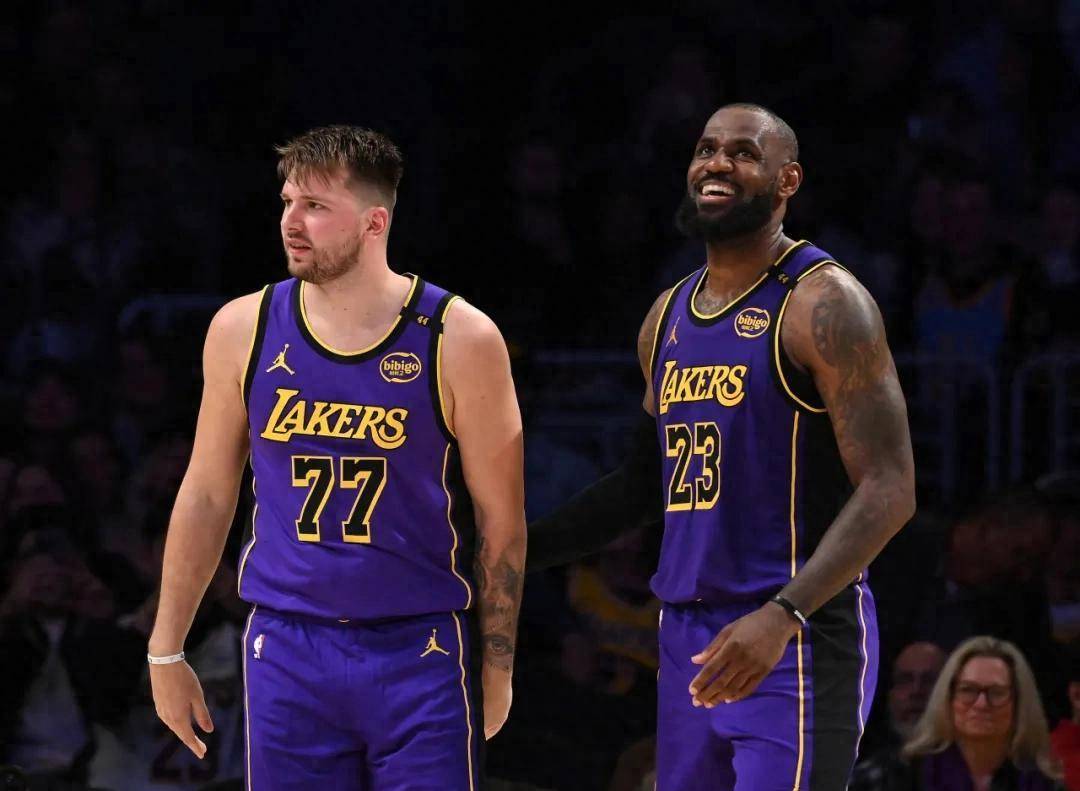 九游网页登录官网平台Karsa重要时刻表现优异，湖人带队取胜！