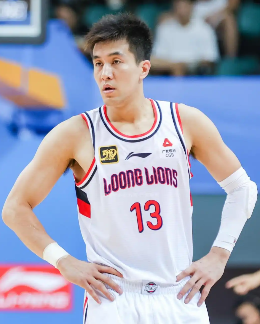 九游游戏官网首页 克里夫兰骑士内部会议纪要流出：今夜造点机会，CBA常规赛使命明确，更衣室氛围转暖